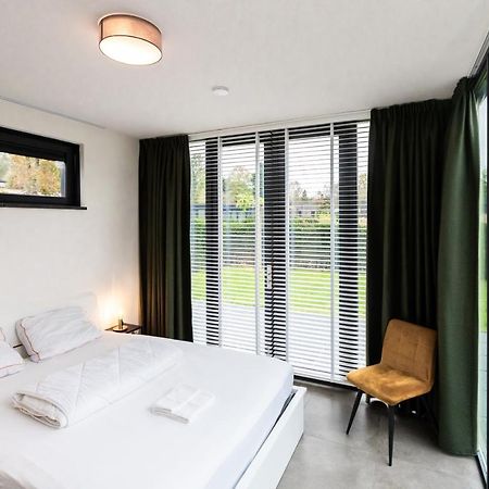 Wellness Bungalow With Sauna Ермело Екстер'єр фото