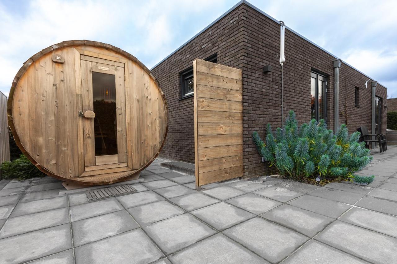 Wellness Bungalow With Sauna Ермело Екстер'єр фото